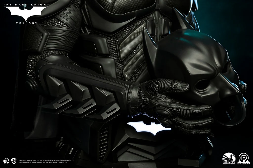 OFFERTA INFINITY STUDIO - Dc Comics - The Dark Knight Trilogy Batman 1:1 Scale Bust - Image 7