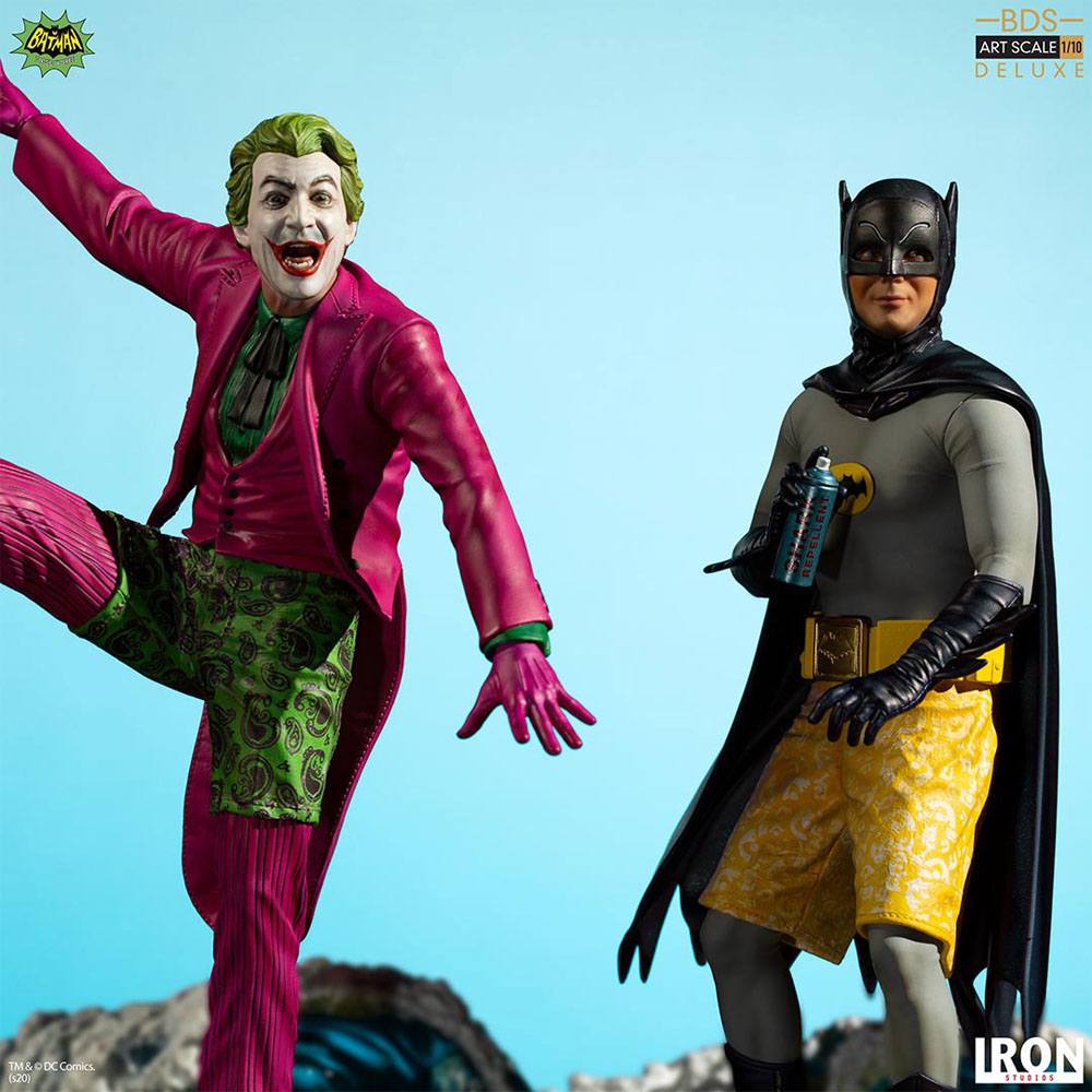 IRON STUDIO - Dc Comics - Batman 66 Batman 1:10 Statue - Image 6