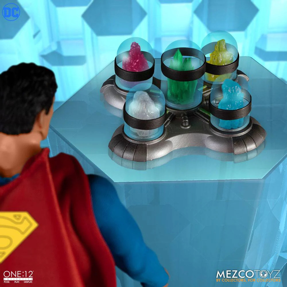 MEZCO - DC Comics Action Figure 1/12 Superman - Man of Steel Edition - Image 8