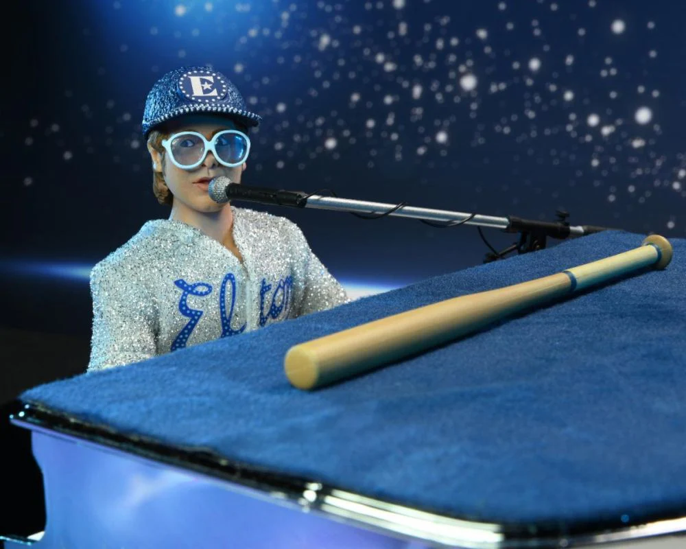 OFFERTA NECA - Elton Jhon Live 1975 Clothed Action Figure - Image 4