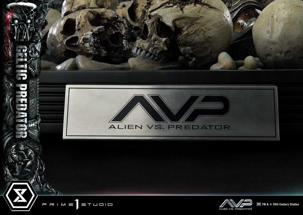 PRIME 1 STUDIOS - The Alien vs. Predator Museum Masterline Series Statue 1:3 Celtic Predator Bonus Ver. - Image 7