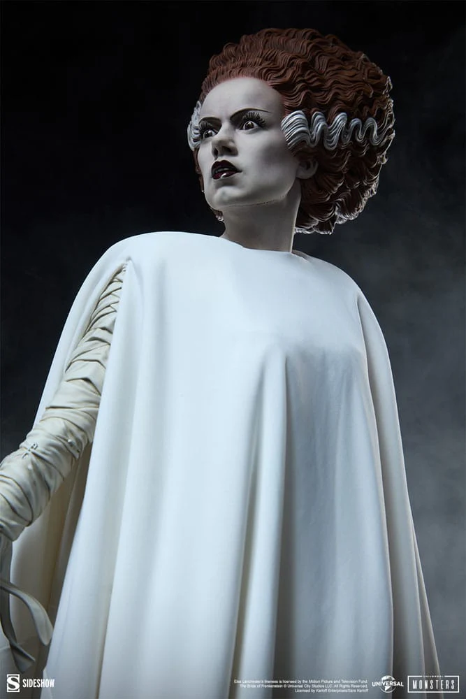 SIDESHOW - Bride of Frankenstein Premium Format Mixed Media Statue The Bride of Frankenstein (Fabric Costume) - Image 6