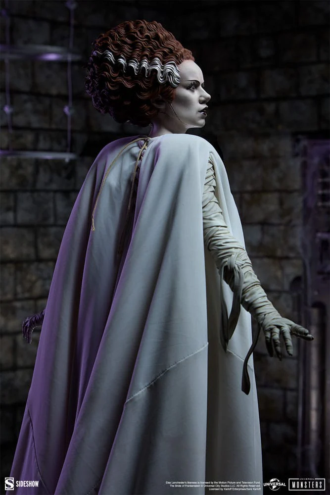 SIDESHOW - Bride of Frankenstein Premium Format Mixed Media Statue The Bride of Frankenstein (Fabric Costume) - Image 9